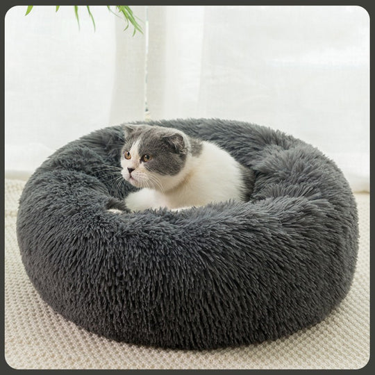 Cozy Plush Calming Pet Bed for Winter Comfort