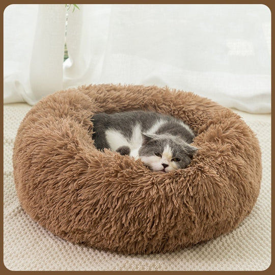 Cozy Plush Calming Pet Bed for Winter Comfort