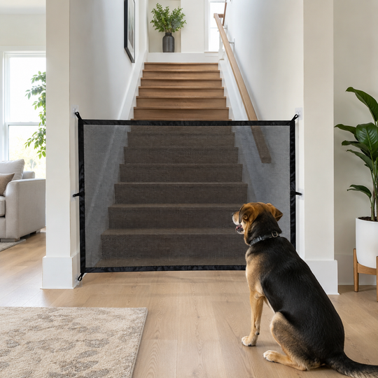 Mesh Pet Safety Gate for Doorways &amp; Stairs with 6 Hooks