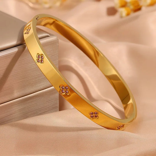 5/1 Roman Numeral Stainless Steel Cuff Braceles for Women