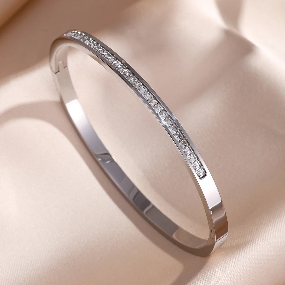 5/1 Roman Numeral Stainless Steel Cuff Braceles for Women