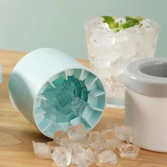 Silicone Ice Cube Mold with Easy-Pour Bucket