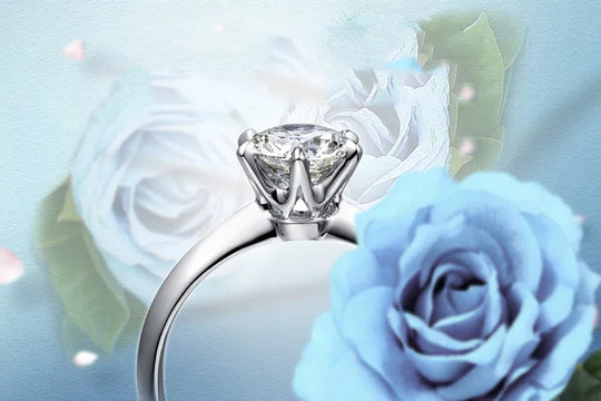 925 Sterling Silver Moissanite Solitaire Engagement Ring