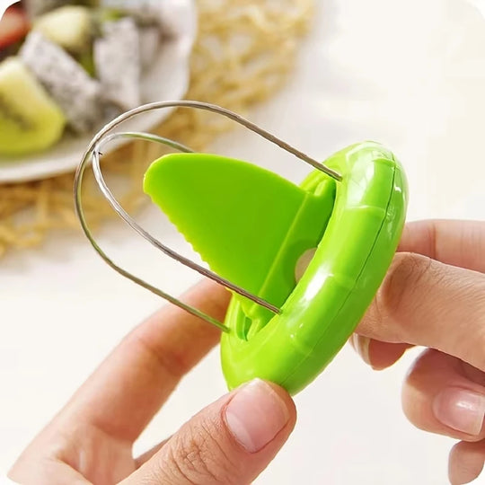 Silicone Ice Cube Mold with Easy-Pour Bucket