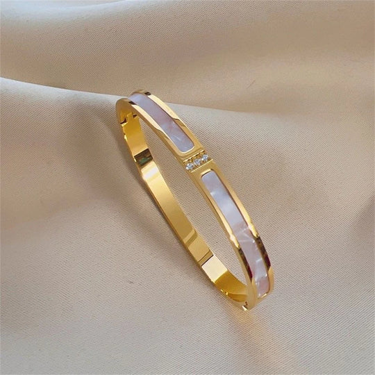 5/1 Roman Numeral Stainless Steel Cuff Braceles for Women