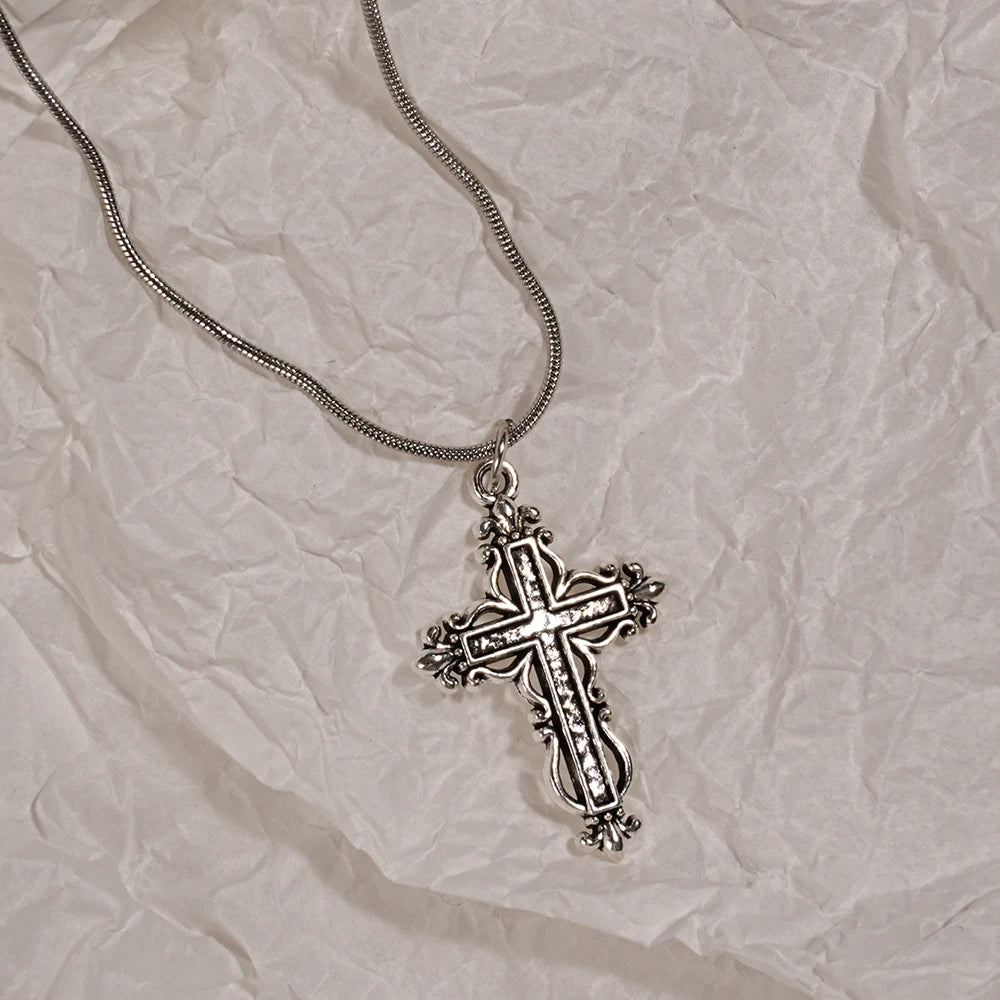 Y2K Cross &amp; Heart Pendant Necklace Set for Women