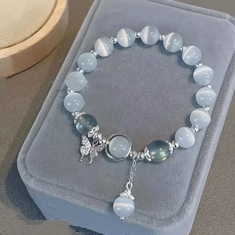 Dainty Blue Cat&