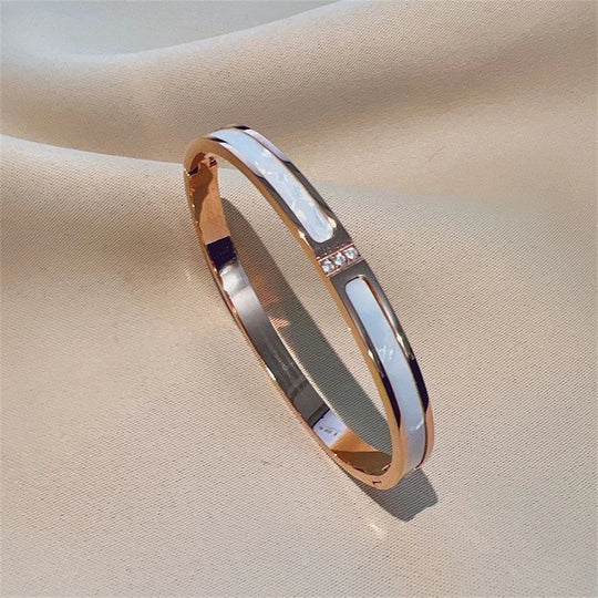 5/1 Roman Numeral Stainless Steel Cuff Braceles for Women